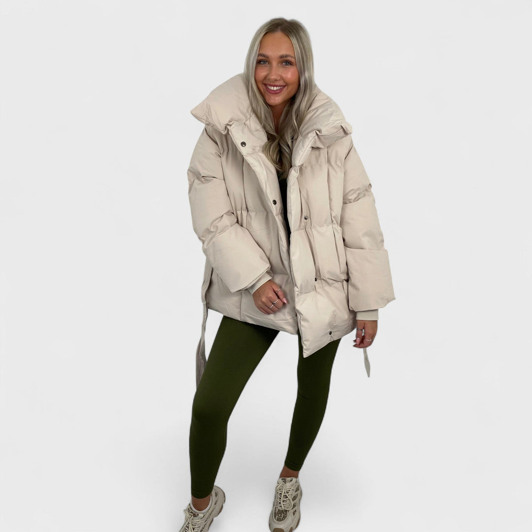Елица – Стилно зимно яке с модерна кройка