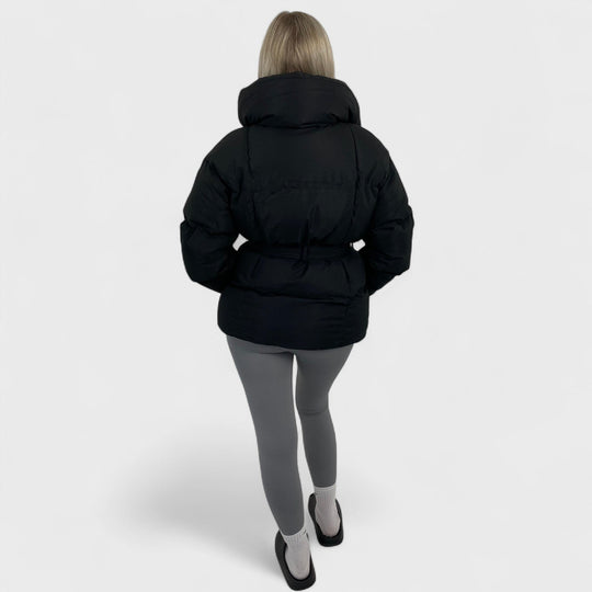 Елица – Стилно зимно яке с модерна кройка