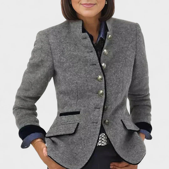 Бояна - Софистицирано и елегантно палто