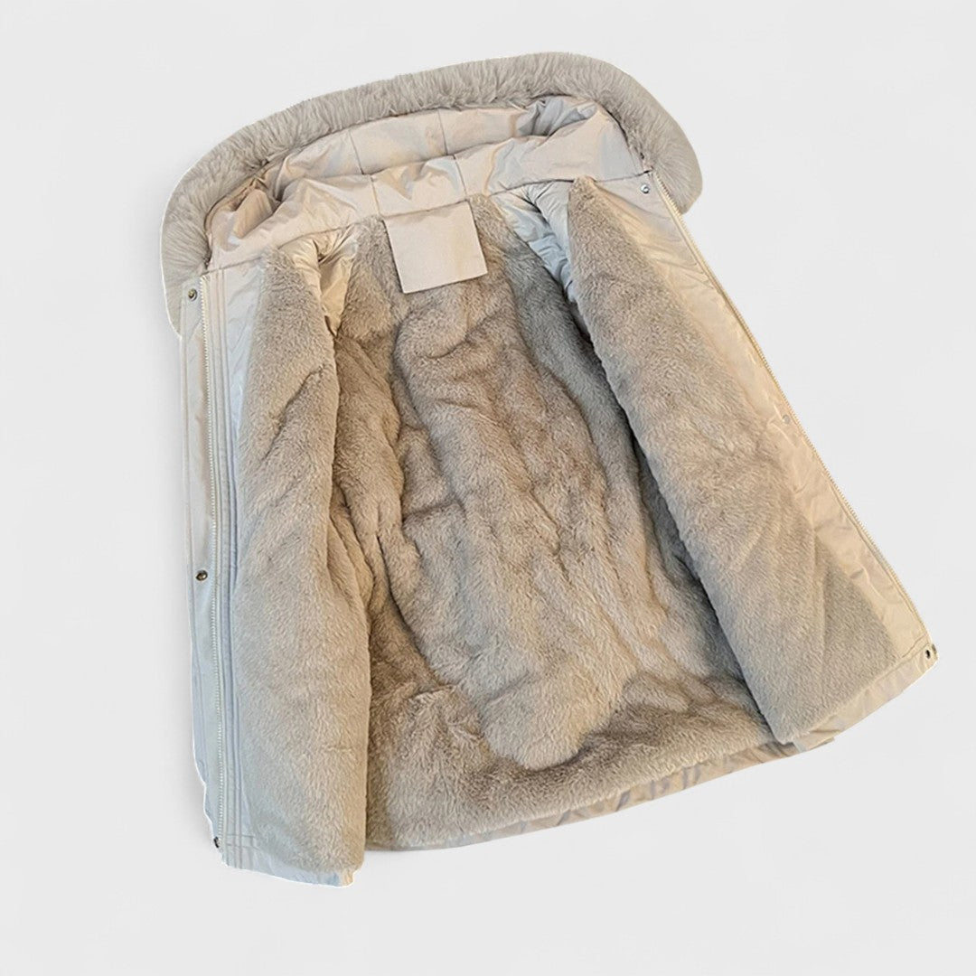 Елена – Стилно дамско зимно яке с модерен дизайн